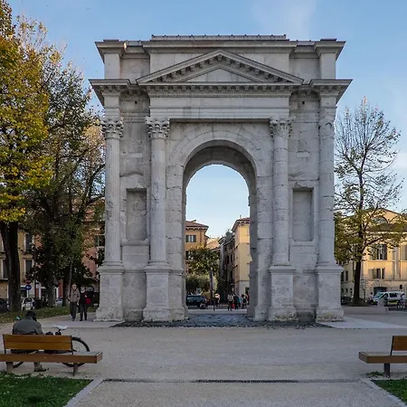 Residenza Roccaforte Scaligera Oda ve Kahvaltı Verona