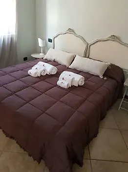 Oda ve Kahvaltı Residenza Roccaforte Scaligera 4*