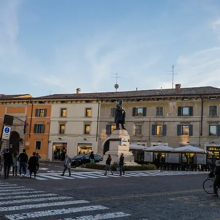 Oda ve Kahvaltı Residenza Roccaforte Scaligera Verona