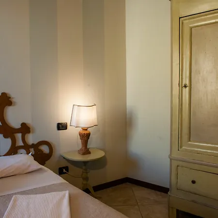 Oda ve Kahvaltı Residenza Roccaforte Scaligera